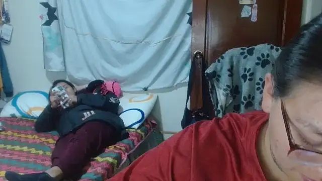 clayre and jill online show from November 7, 2025, 2:11 am