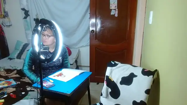 clayre and jill online show from February 5, 2026, 6:12 pm