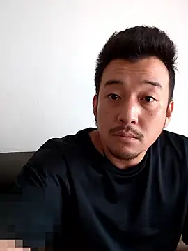 KOUHEY2023 online show from May 8, 2026, 10:26 pm