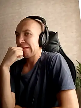 MityaXLoves online show from March 9, 2025, 1:59 pm