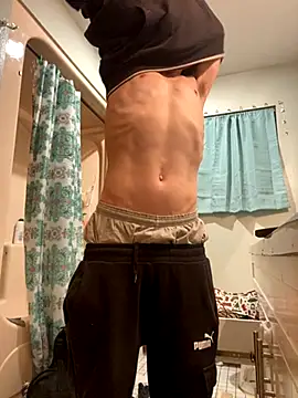 Snapshot of Lilsmokeshow017 chatting on October 6, 2025, 9:51 am Lilsmokeshow017 online show from October 6, 2025, 9:51 am