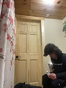 Snapshot of Lilsmokeshow017 chatting on January 12, 2026, 7:02 am Lilsmokeshow017 online show from January 12, 2026, 7:02 am