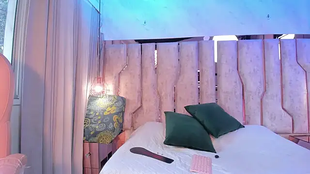 barbara cambels online show from July 28, 2026, 7:39 pm