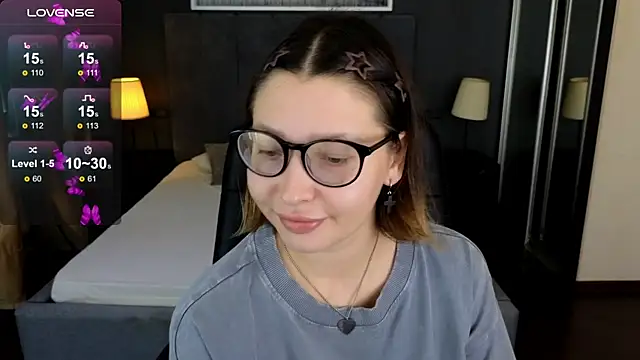 Snapshot of your_demi chatting on September 10, 2025, 5:29 am your demi online show from September 10, 2025, 5:29 am