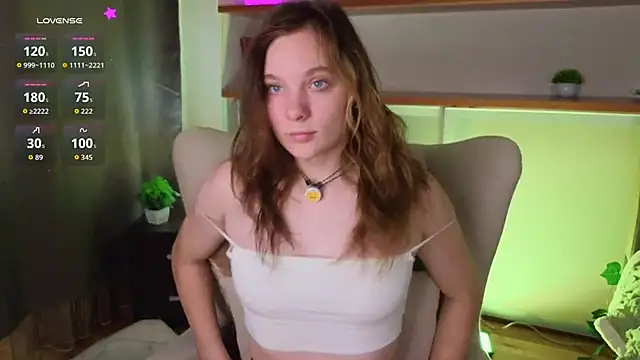 NaokoStifel online show from September 25, 2025, 1:20 am