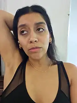 BrittanyDiaz online show from November 12, 2025, 10:30 pm