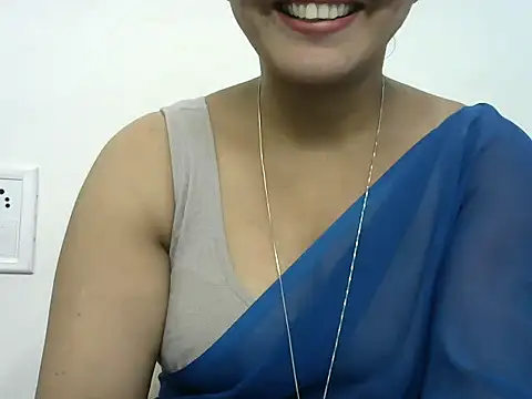 Snapshot of rashmika_reddy chatting on May 11, 2026, 5:32 pm rashmika reddy online show from May 11, 2026, 5:32 pm