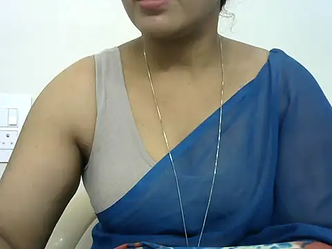 Snapshot of rashmika_reddy chatting on June 24, 2026, 4:33 am rashmika reddy online show from June 24, 2026, 4:33 am