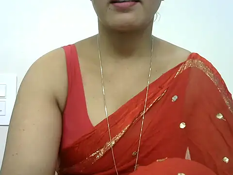 Snapshot of rashmika_reddy chatting on July 5, 2026, 5:03 am rashmika reddy online show from July 5, 2026, 5:03 am