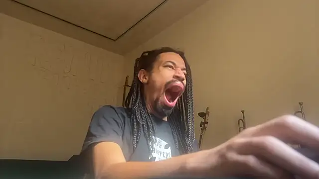 hotcamboy420 online show from November 1, 2025, 3:58 pm