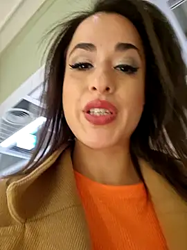 Snapshot of LydiaMaus96 chatting on January 14, 2025, 1:28 pm LydiaMaus96 online show from January 14, 2025, 1:28 pm