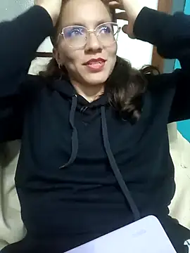 Snapshot of karlamorris_ chatting on December 31, 2024, 1:26 am karlamorris online show from December 31, 2024, 1:26 am