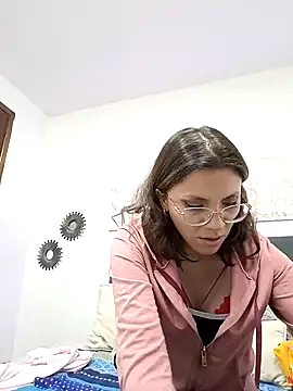 Snapshot of karlamorris_ chatting on January 18, 2025, 6:53 pm karlamorris online show from January 18, 2025, 6:53 pm