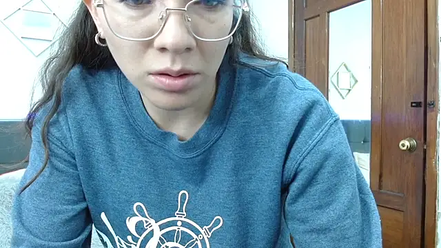 Snapshot of karlamorris_ chatting on February 26, 2025, 2:03 pm karlamorris online show from February 26, 2025, 2:03 pm