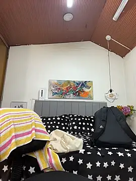 karlamorris  online show from February 2, 2026, 2:49 pm