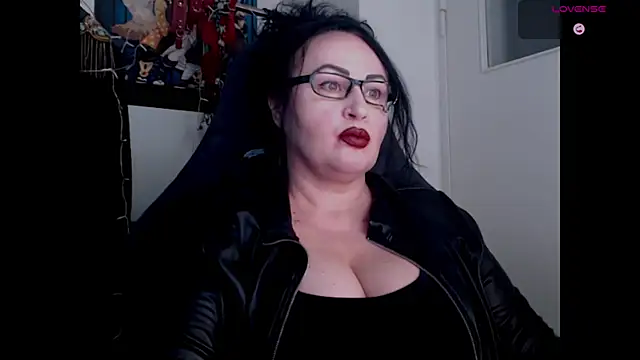 NannaGlossa online show from November 23, 2025, 11:21 am