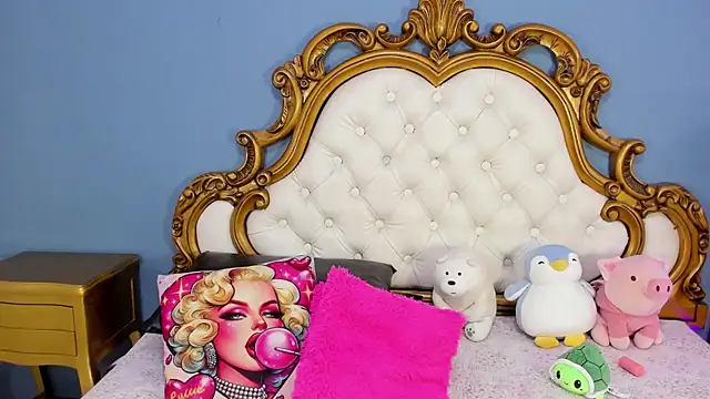 AlanaJones1 online show from March 31, 2026, 3:41 am