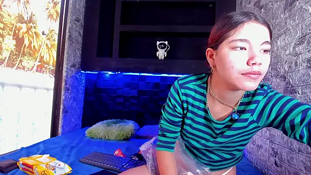 Ashley James online show from November 14, 2025, 2:05 pm