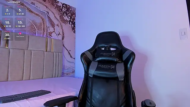 ChloeParkss  online show from December 16, 2025, 8:14 pm