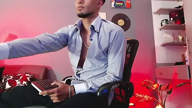 MagnusFrost online show from January 16, 2025, 4:07 am