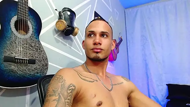 MagnusFrost online show from February 15, 2025, 1:10 am