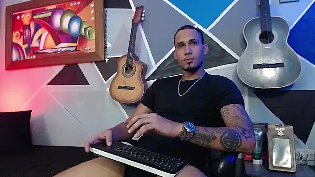 MagnusFrost online show from February 19, 2026, 1:34 am