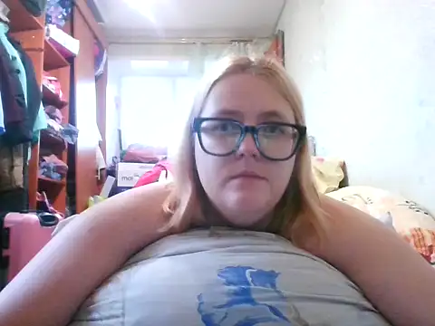 DesireMelissa online show from October 15, 2025, 5:07 am