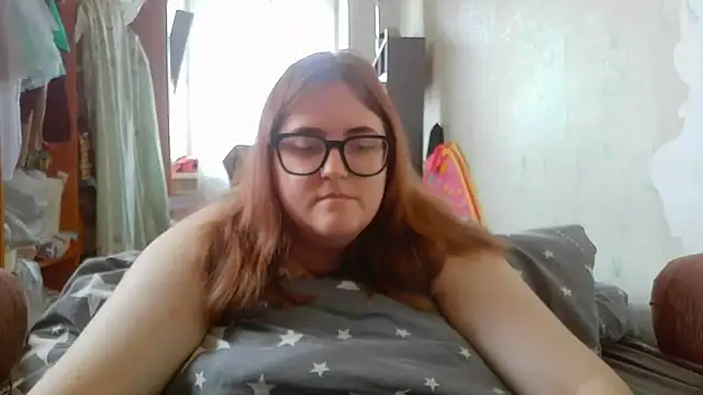 Snapshot of DesireMelissa chatting on May 26, 2026, 5:58 am DesireMelissa online show from May 26, 2026, 5:58 am