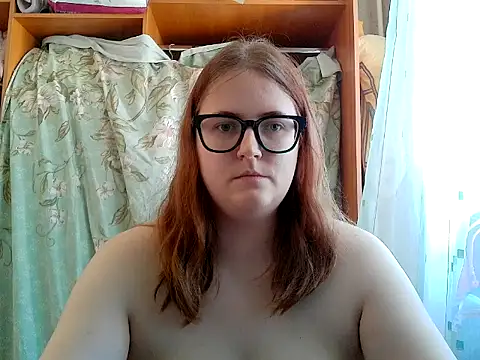 Snapshot of DesireMelissa chatting on June 9, 2026, 11:44 am DesireMelissa online show from June 9, 2026, 11:44 am