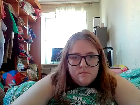 Snapshot of DesireMelissa chatting on July 2, 2026, 6:52 am DesireMelissa online show from July 2, 2026, 6:52 am