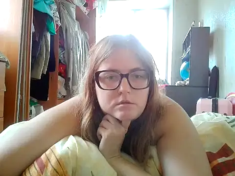 Snapshot of DesireMelissa chatting on July 26, 2026, 7:37 am DesireMelissa online show from July 26, 2026, 7:37 am