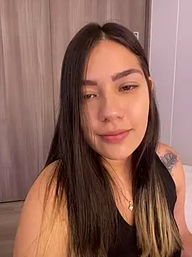 Latina vanessa online show from December 26, 2024, 9:37 pm