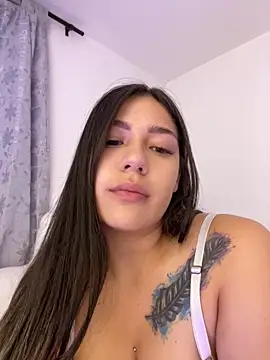 Latina vanessa online show from March 17, 2025, 10:49 pm