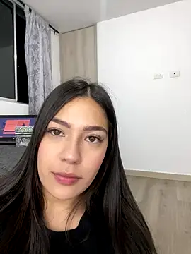 Latina vanessa online show from September 10, 2025, 2:33 am