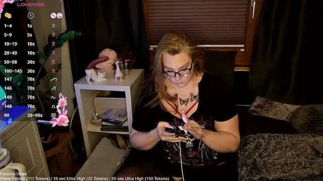 Big Beautiful MILF online show from January 11, 2026, 3:50 pm