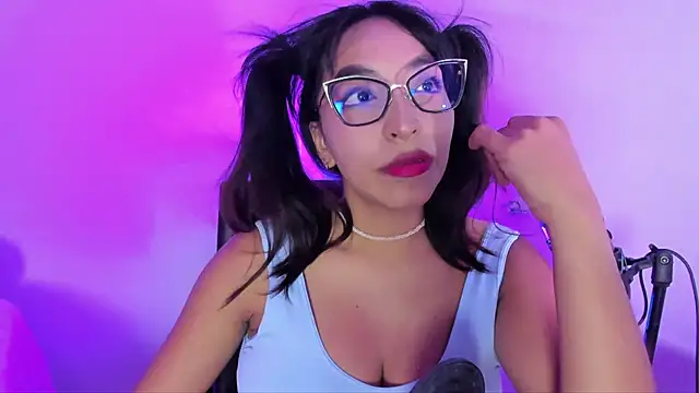 Leticia brownn1 online show from September 11, 2025, 7:14 pm