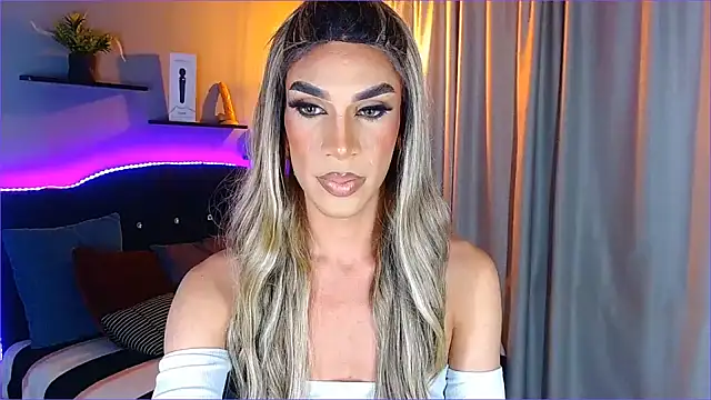 camila hootie online show from January 21, 2025, 3:37 am