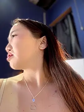 Asianpie  online show from April 23, 2026, 12:56 am