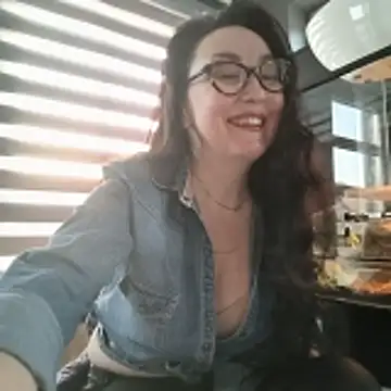 CamilleDesire online show from March 4, 2026, 5:08 pm