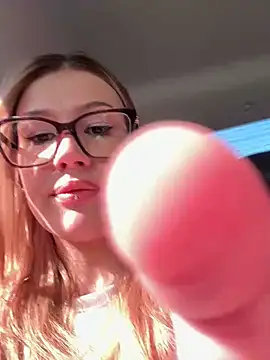 RinaCat online show from September 18, 2025, 5:09 am