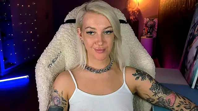 tykioty Miley online show from March 27, 2026, 1:22 pm