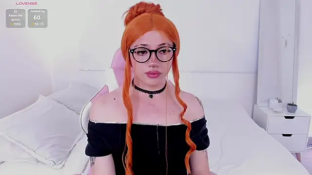 Snapshot of KloeKing__ chatting on January 27, 2025, 9:11 pm KloeKing   online show from January 27, 2025, 9:11 pm