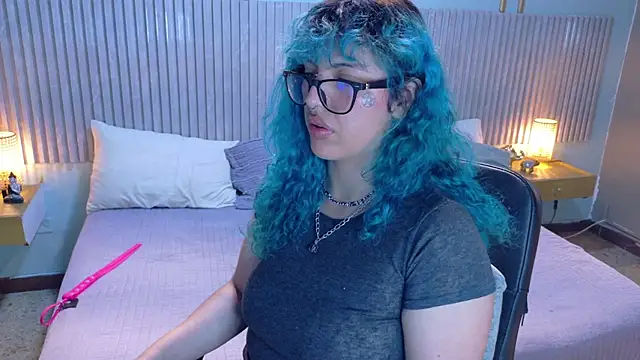 Eli666uwu online show from April 1, 2026, 1:41 pm