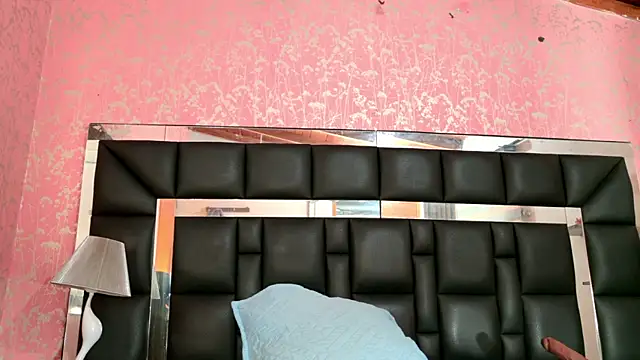 Snapshot of sh_malala chatting on November 6, 2025, 7:15 pm sh malala online show from November 6, 2025, 7:15 pm