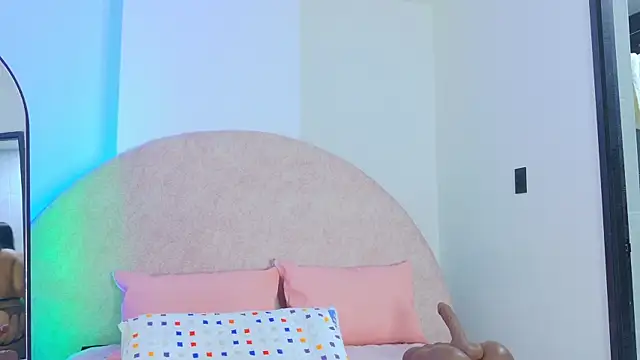 Snapshot of sh_malala chatting on November 22, 2025, 7:13 pm sh malala online show from November 22, 2025, 7:13 pm