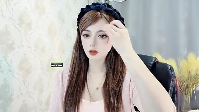 VIWVI online show from December 21, 2024, 5:47 am