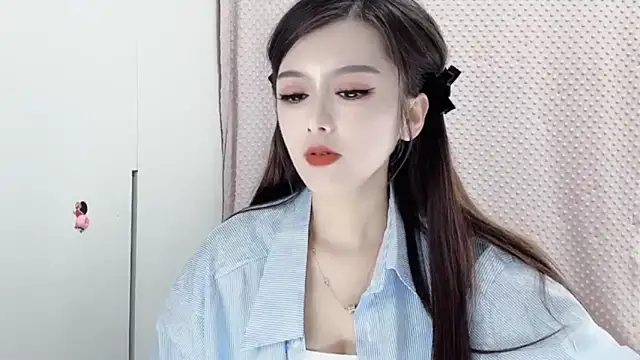 VIWVI online show from February 27, 2025, 5:56 am