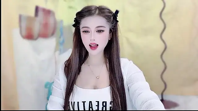 VIWVI online show from April 17, 2026, 4:59 am