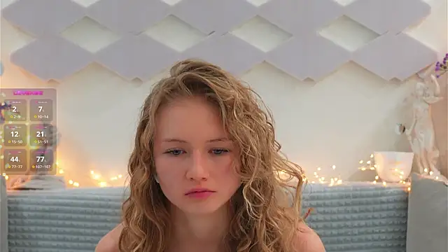 Alexandra Demore online show from February 12, 2025, 12:05 am