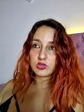 ANDREA TWERK ASS online show from May 24, 2026, 1:32 am